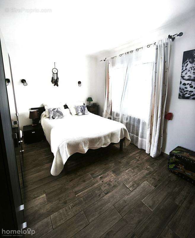 Villa PLAIN PIED de 3 pièces, rénovée avec soin  avec garage sur grand terrain - photo 11