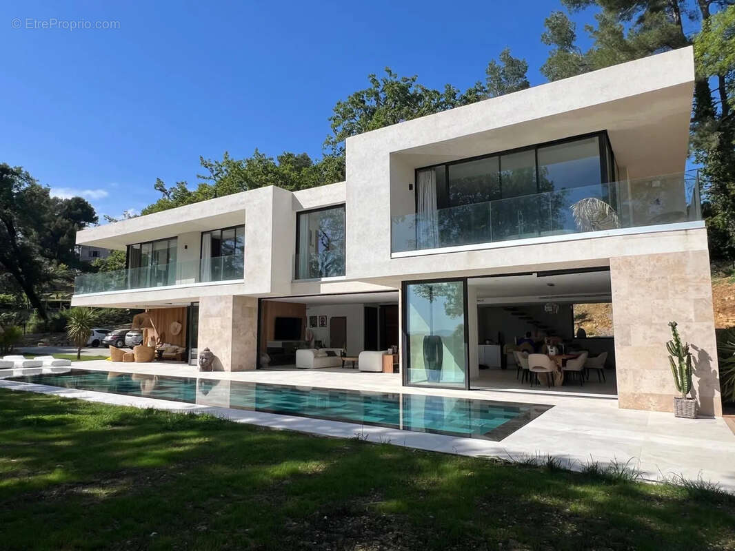 Maison à OPIO