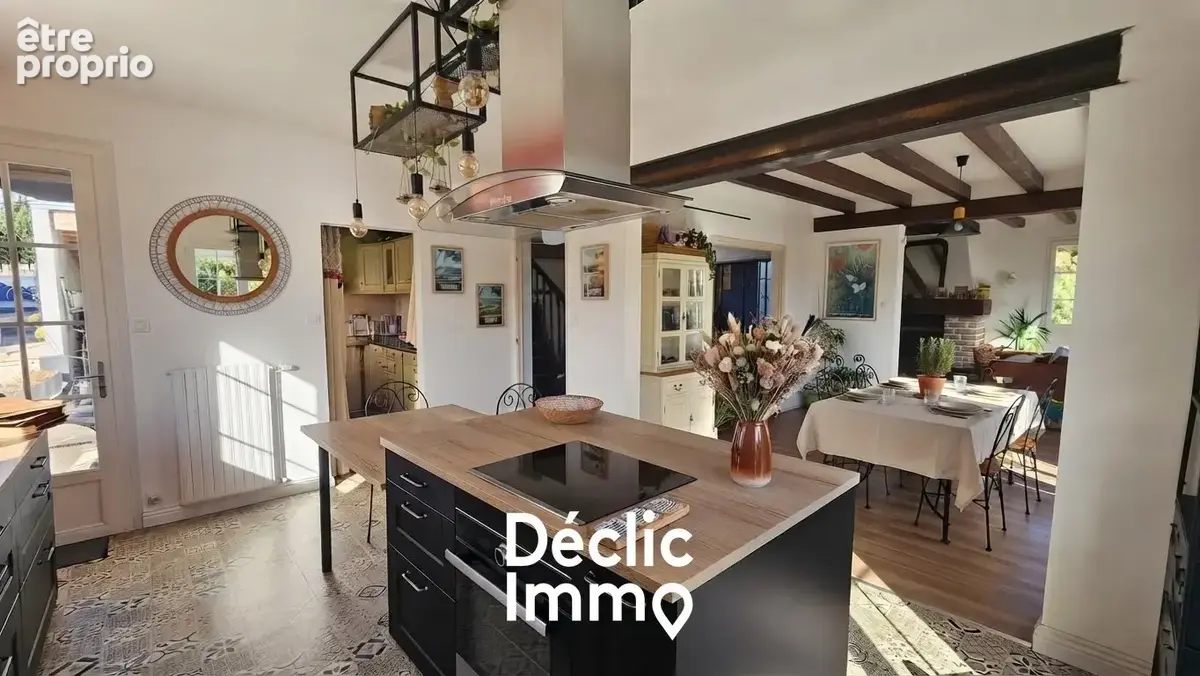 Belle maison familiale indépendante de 156 m² avec grand jardin à Chauray - photo 2