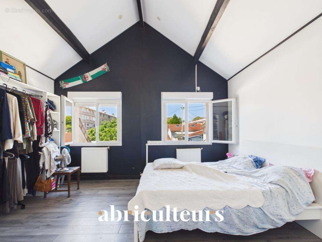 Maison de 6 pièces 140 m² en secteur résidentiel en vente à Argenteuil (95100) - photo 10