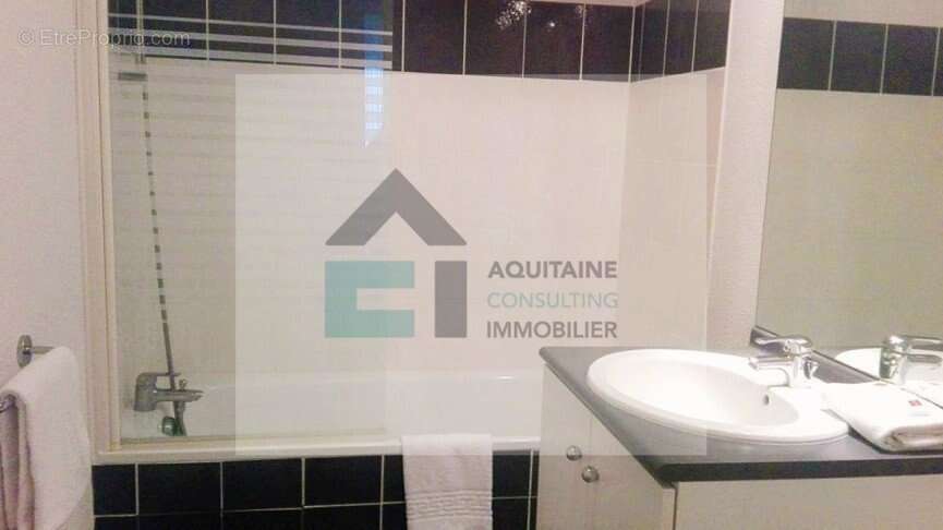 Appartement t1 - niort 79000 - photo 4