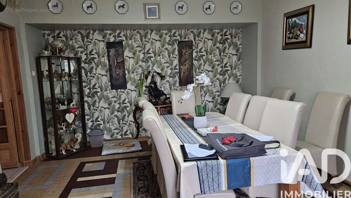 Maison 228 m² à Souvigne  - photo 4