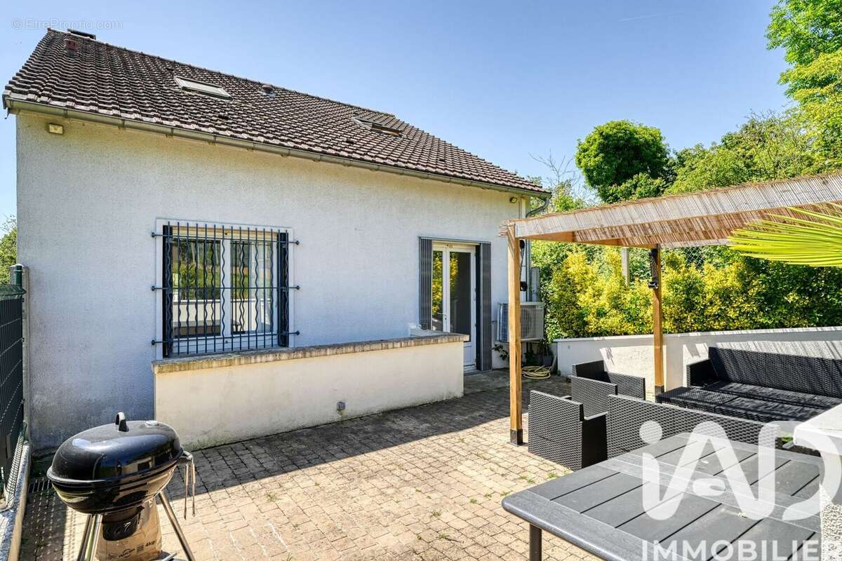 Photo 4 - Maison à HARDRICOURT