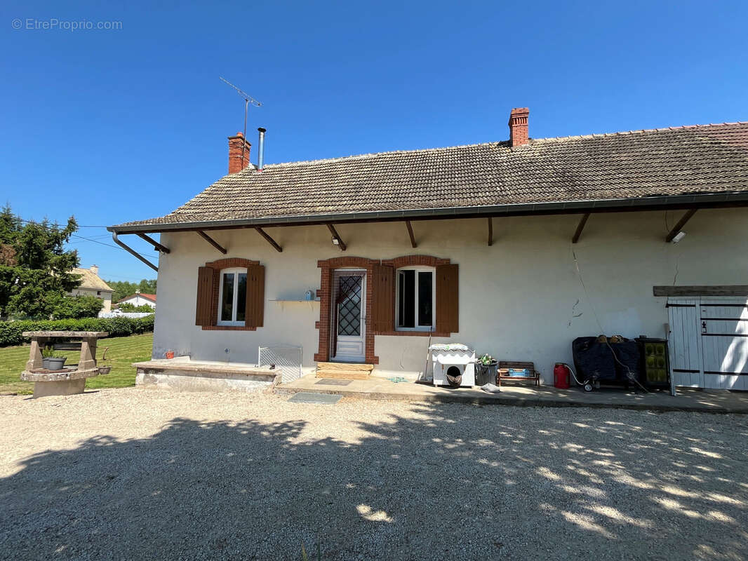 Maison à SIMANDRE