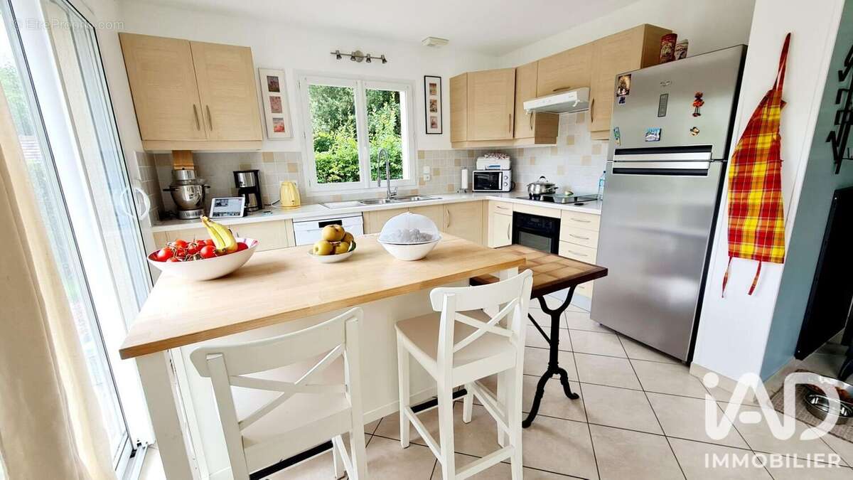 Appartement 104 m² à Pont-L'eveque  - photo 3
