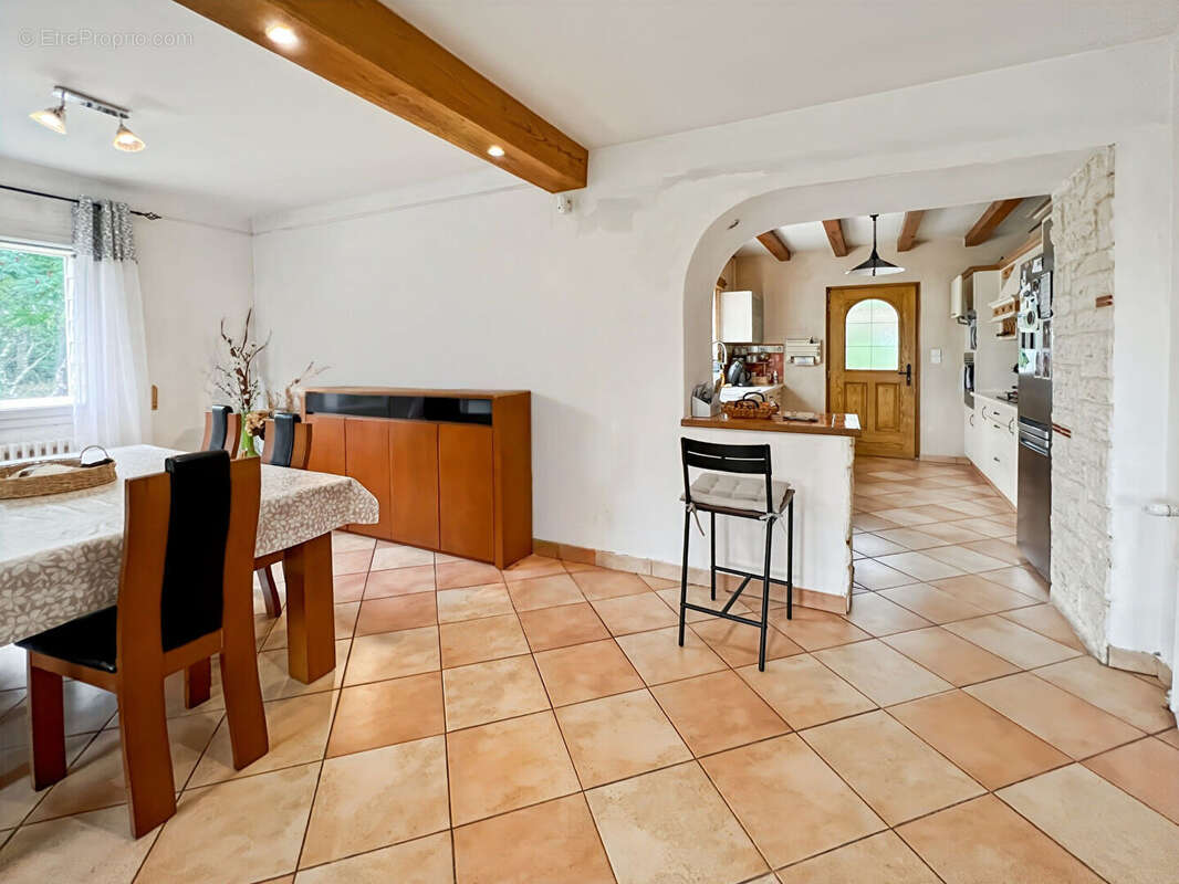Maison à MONSEMPRON-LIBOS
