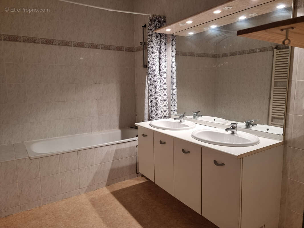 Appartement à ROCHEFORT