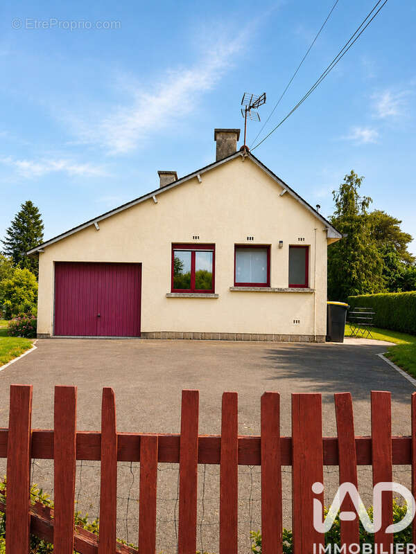 Maison 50 m² à Saint-Leger-Des-Pres  - photo 5