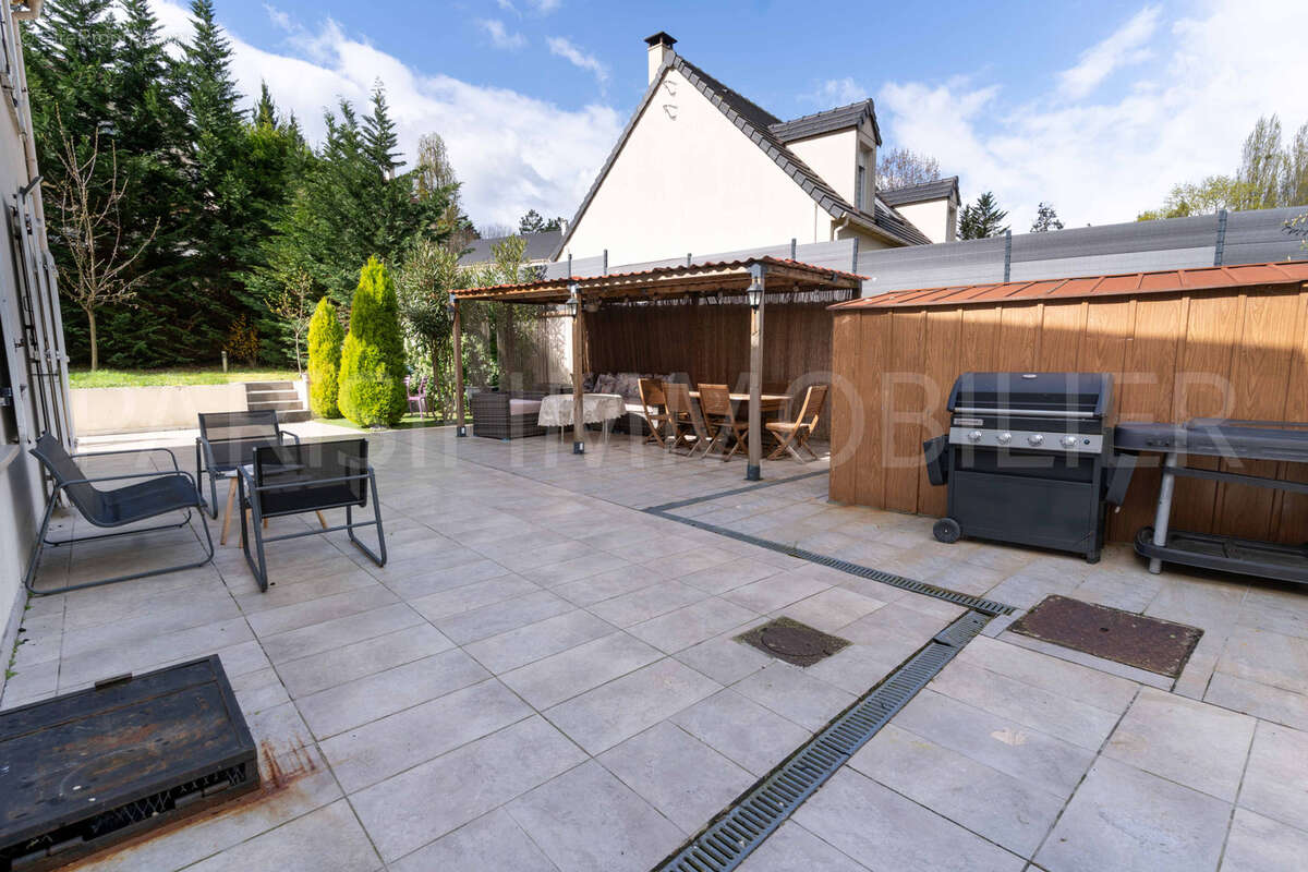 Maison - 6 pièces - 145m2 - Franconville - photo 21