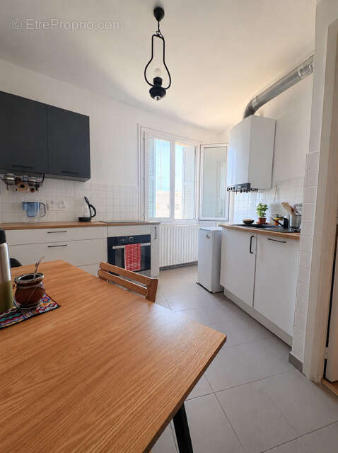 Bastia centre f3 traversant avec ascenseur et vue mer - photo 3