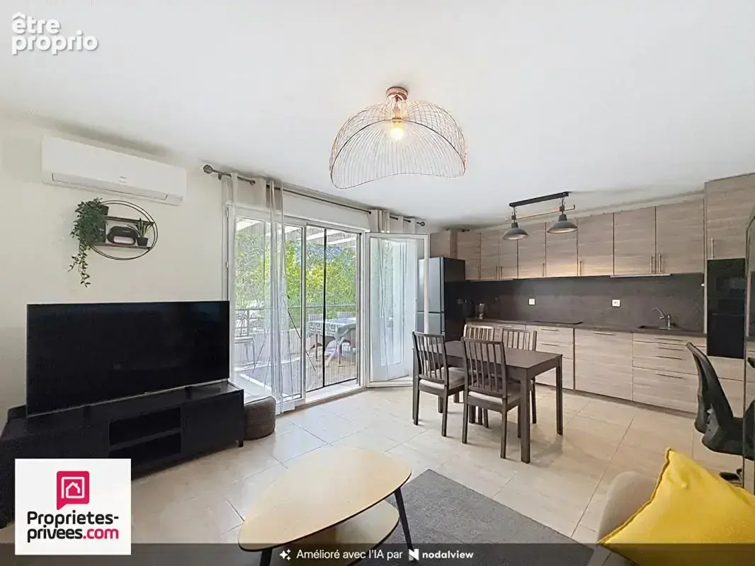 Appartement T4 dernier étage avec deux terrasses et garage - photo 2