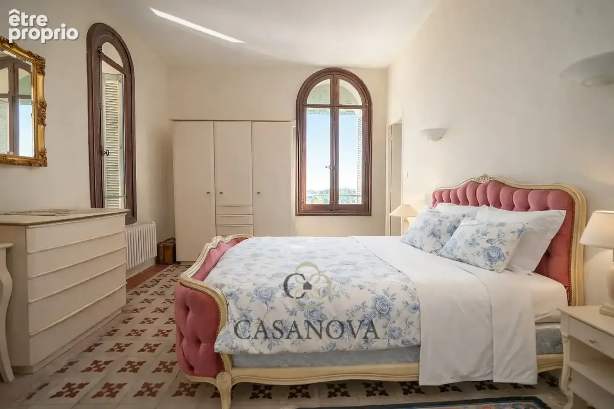 Manoir de caractère du XIXe siècle  721 m² habitables  Domaine de 19 700 m² avec dépendances - SAINT  CLEMENT DE RIVIERE - Aux - photo 11