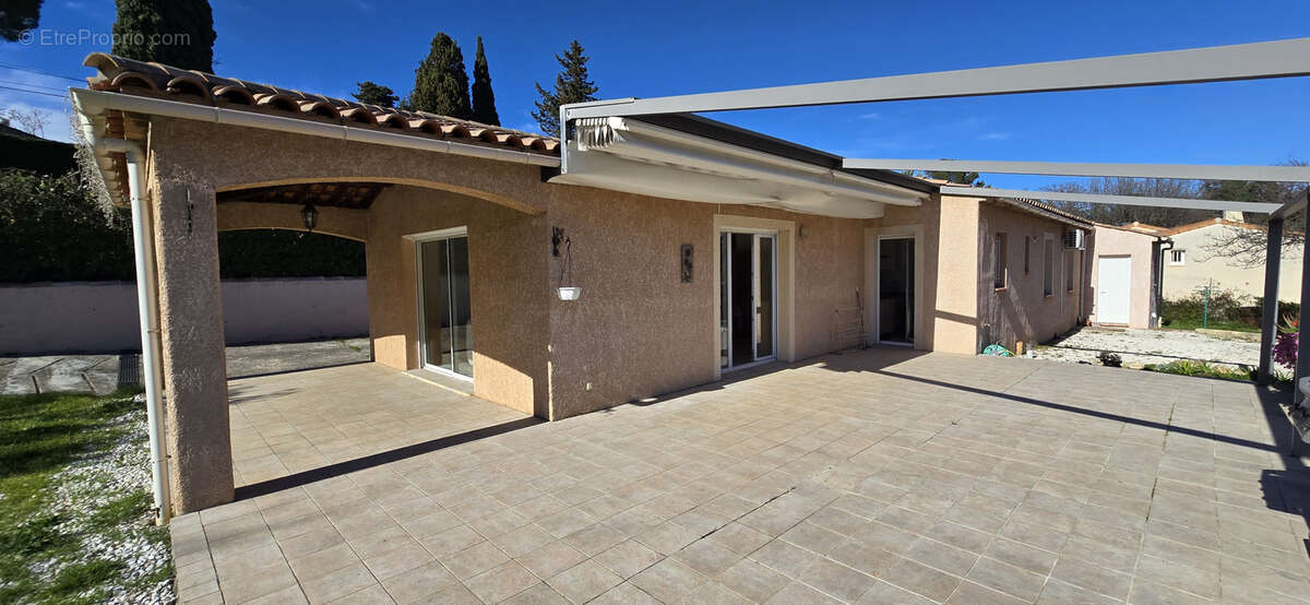 Maison à DRAGUIGNAN