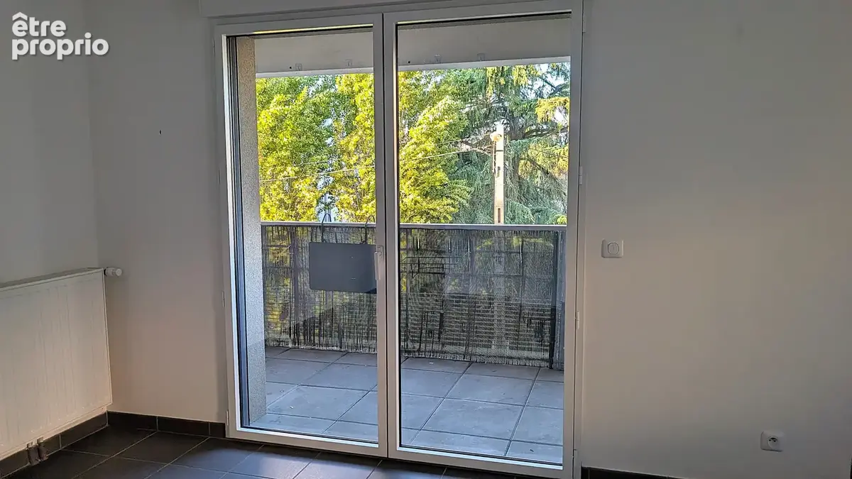 Appartement T2 de 54 m2 avec balcon, cave et parking   résidence récente à La Riche - photo 1