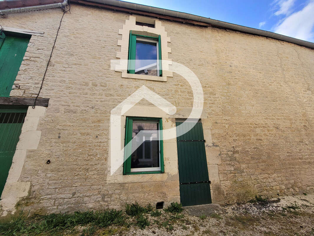 Maison à MARANVILLE