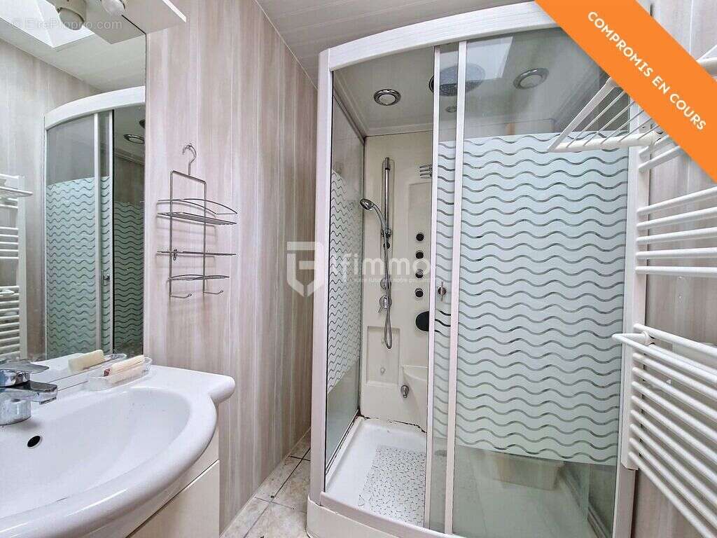 Maison à PLONEVEZ-PORZAY