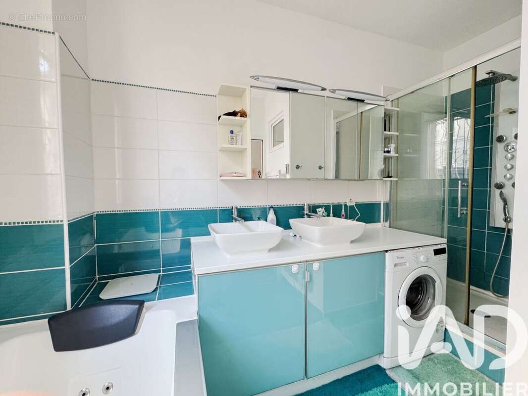 Photo 7 - Appartement à ISSY-LES-MOULINEAUX