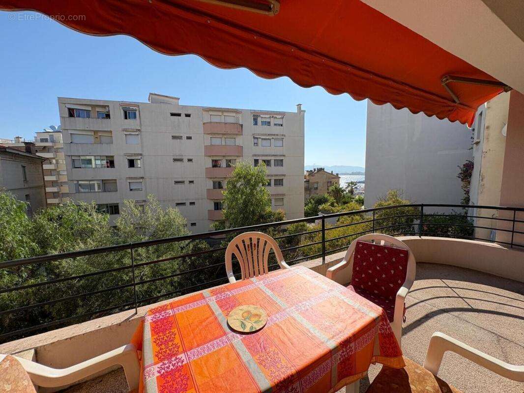 Saint-Raphaël triangle d'or T3 52m2 aperçu mer avec terrasse et garage - photo 2