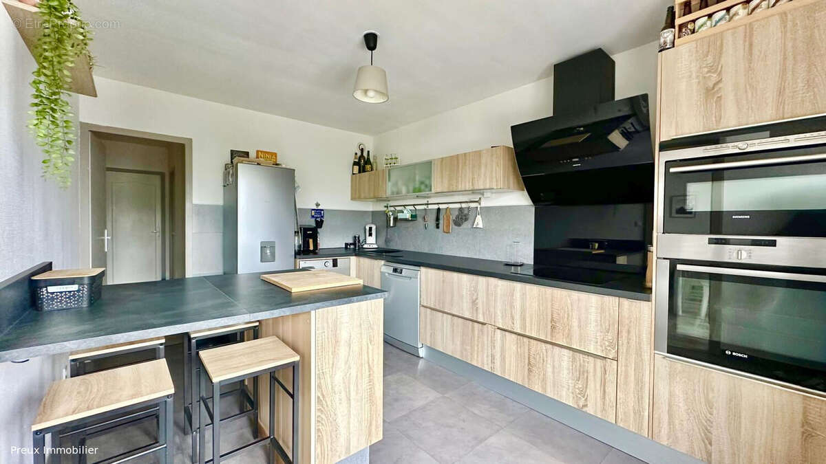 Appartement à SEYNOD