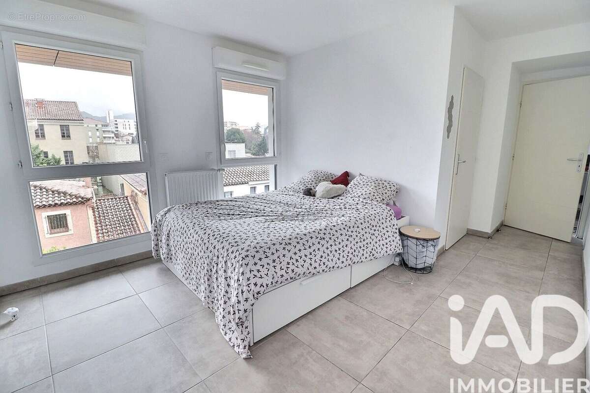 Photo 3 - Appartement à MARSEILLE-9E
