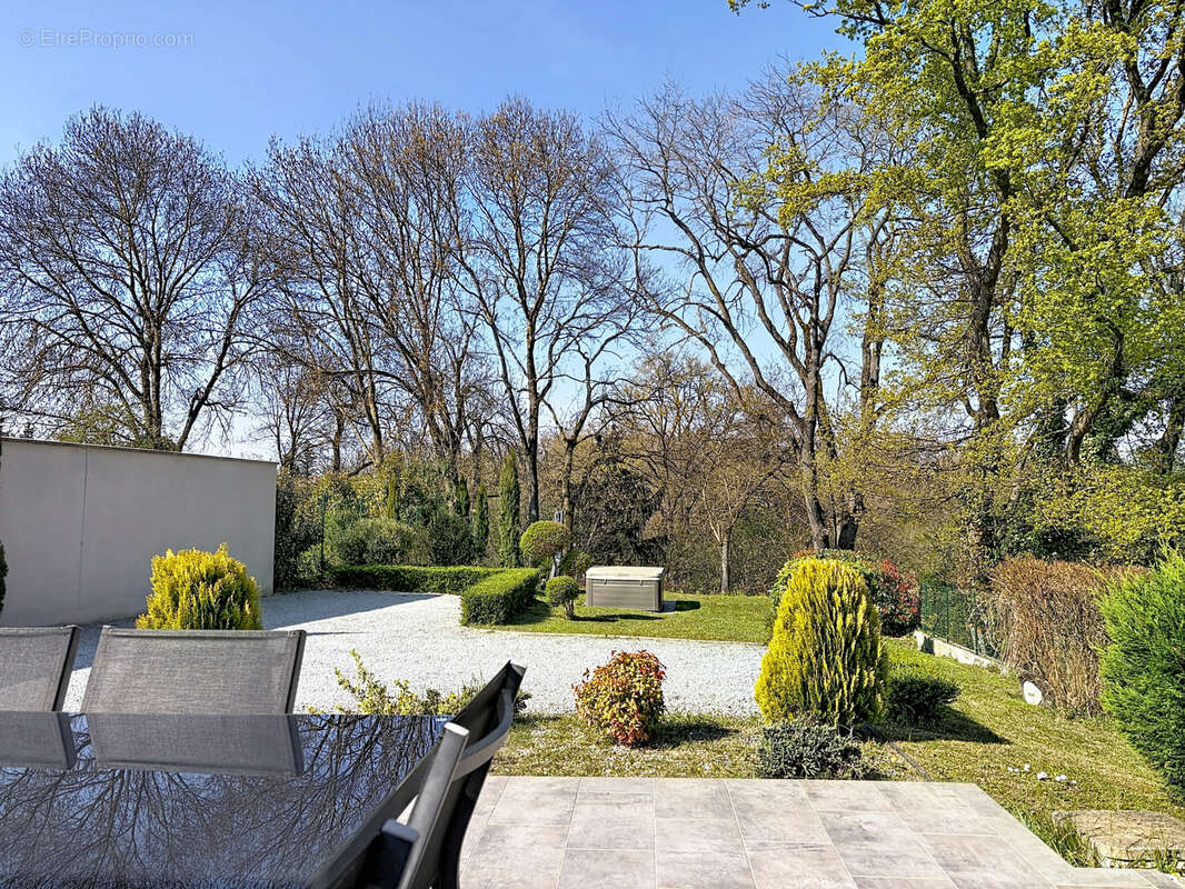 Maison à FRANCHEVILLE