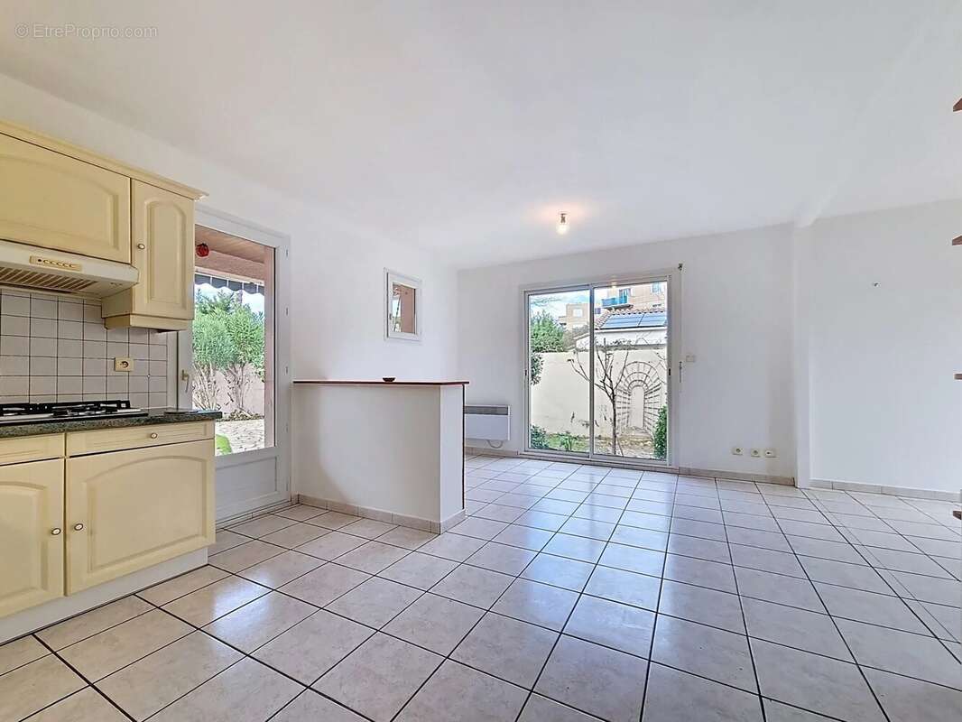 Maison à CANET-EN-ROUSSILLON