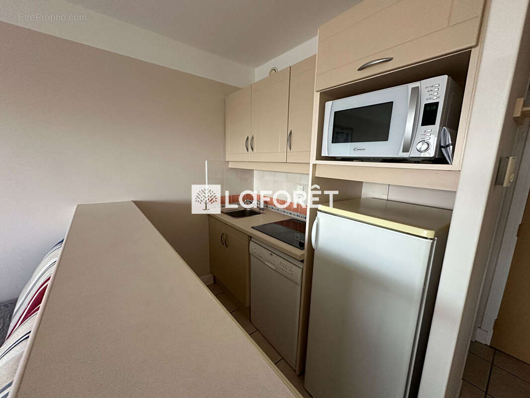 Appartement à SAINT-LAURENT-DU-VAR