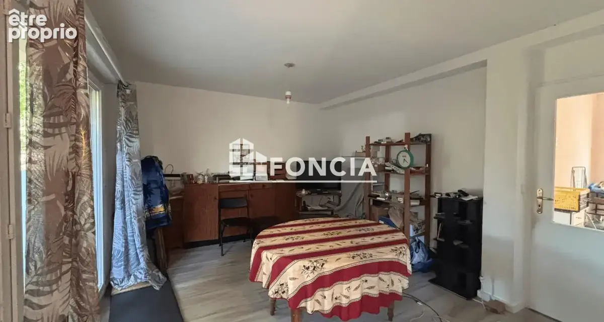 Bannalec - Proche Bourg - Au Calme - Appartement T2 - Rez-de-Jardin - Place de Parking - Cave - Locataire en Place - photo 2