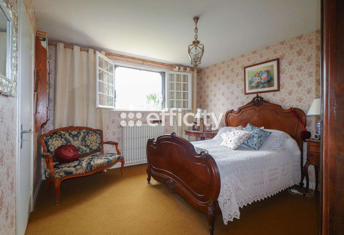 Maison 224 m² à Conches-En-Ouche  - photo 19
