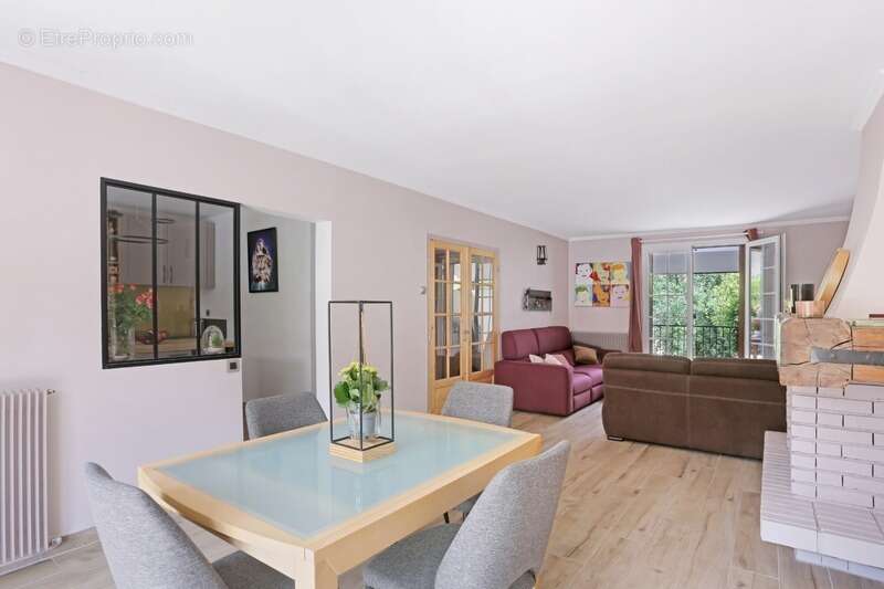 Maison à vendre 7 pièces LE PECQ (78) - photo 6