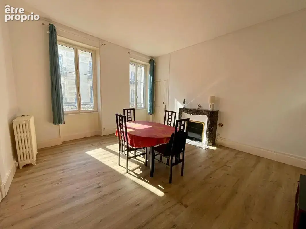 Immeuble de rapport - nevers centre-ville  - 448 m² avec cour, garages et cave - photo 12