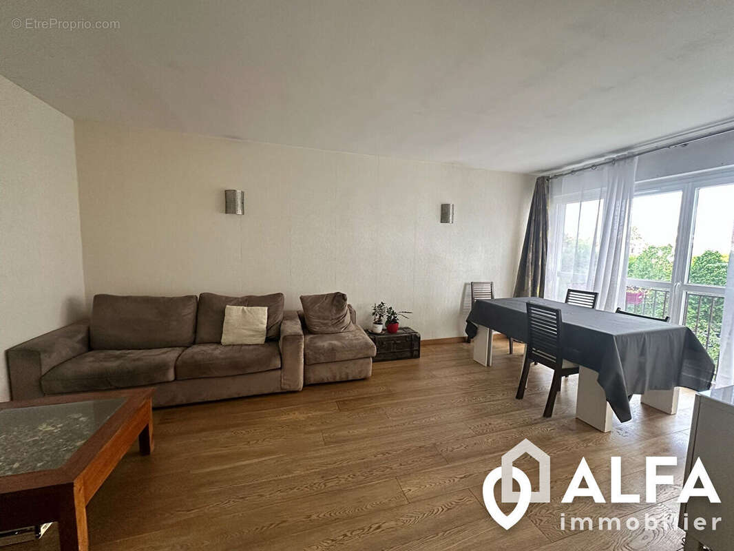 Appartement à ENGHIEN-LES-BAINS
