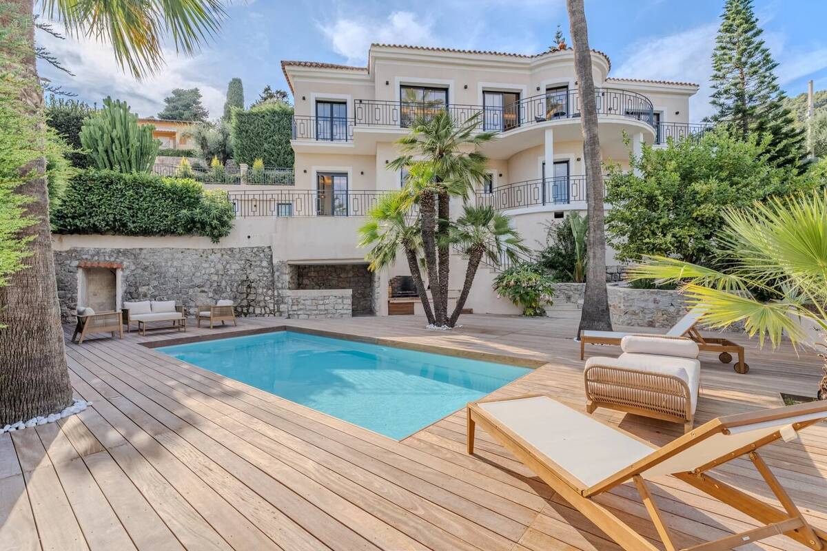 Maison à ROQUEBRUNE-CAP-MARTIN