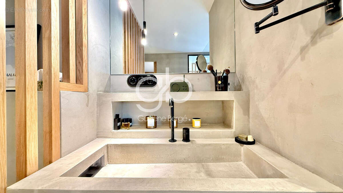 Villa T5 Moderne 140m2 Piscine Chauffée au sel Poêle à Bois - Le Crès 34920 - photo 8