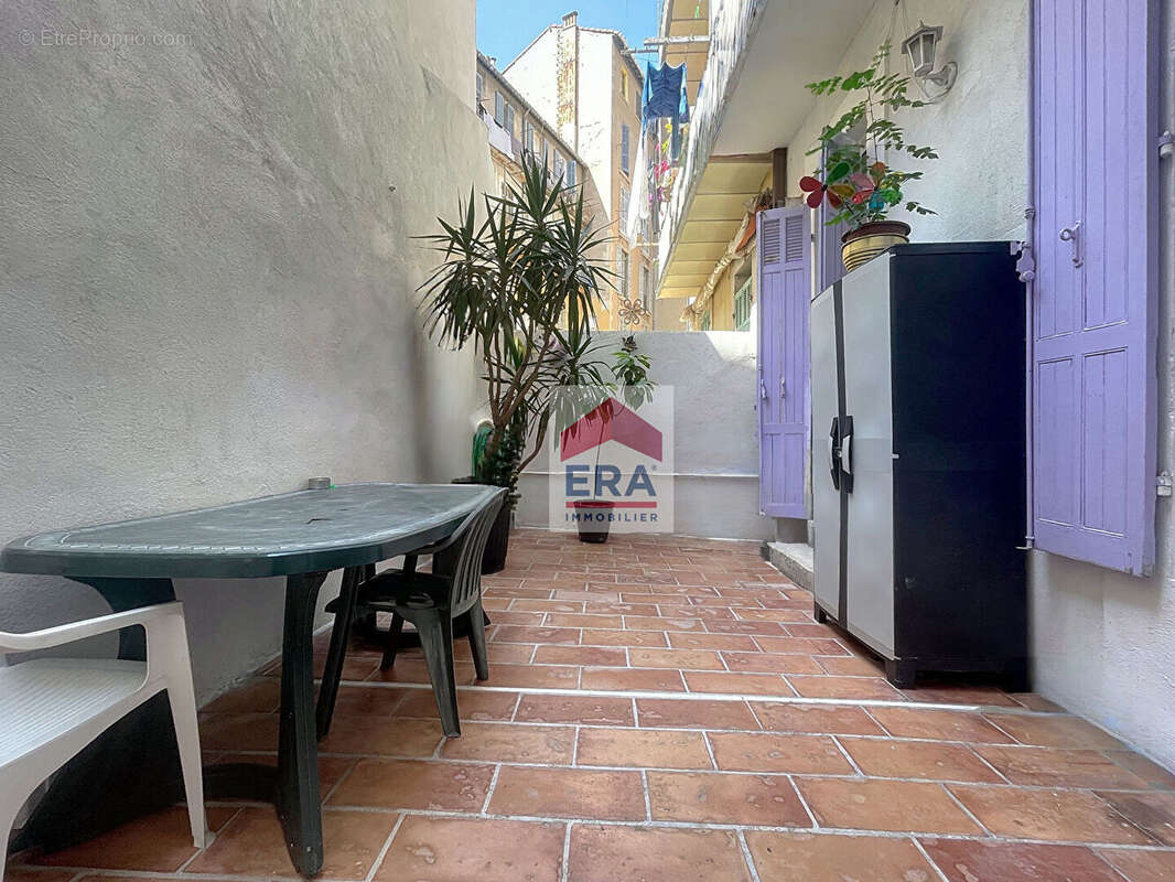 Appartement à MARSEILLE-3E