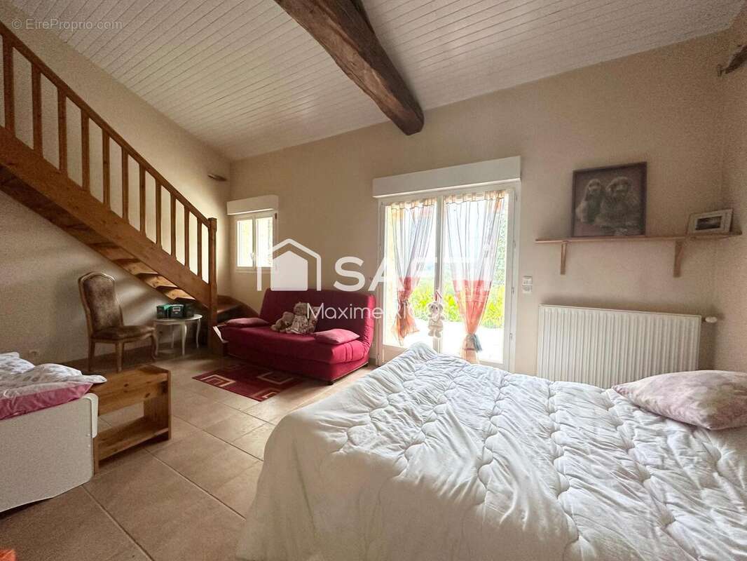 Maison 285 m² à Mauvezin-Sur-Gupie  - photo 8
