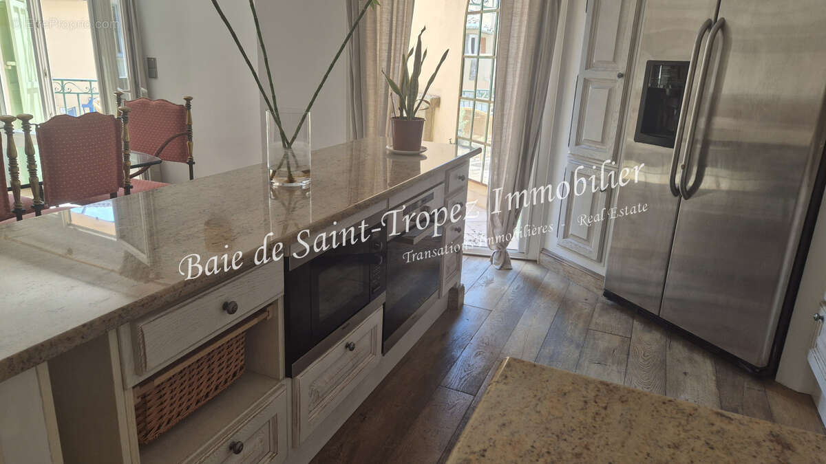 Appartement à SAINT-TROPEZ