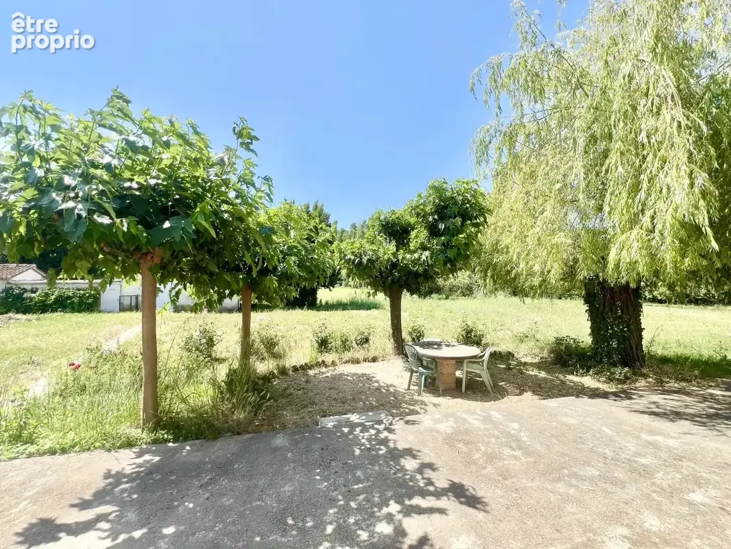 Spacieuse maison traditionnelle (2 appartements) sur un magnifique terrain de 10 511 m² - photo 16