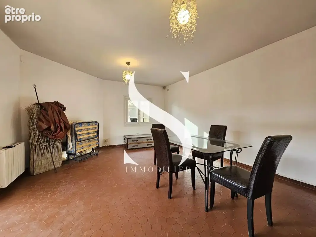 A vendre - Maison de ville 4 pièces avec jardin. - photo 8