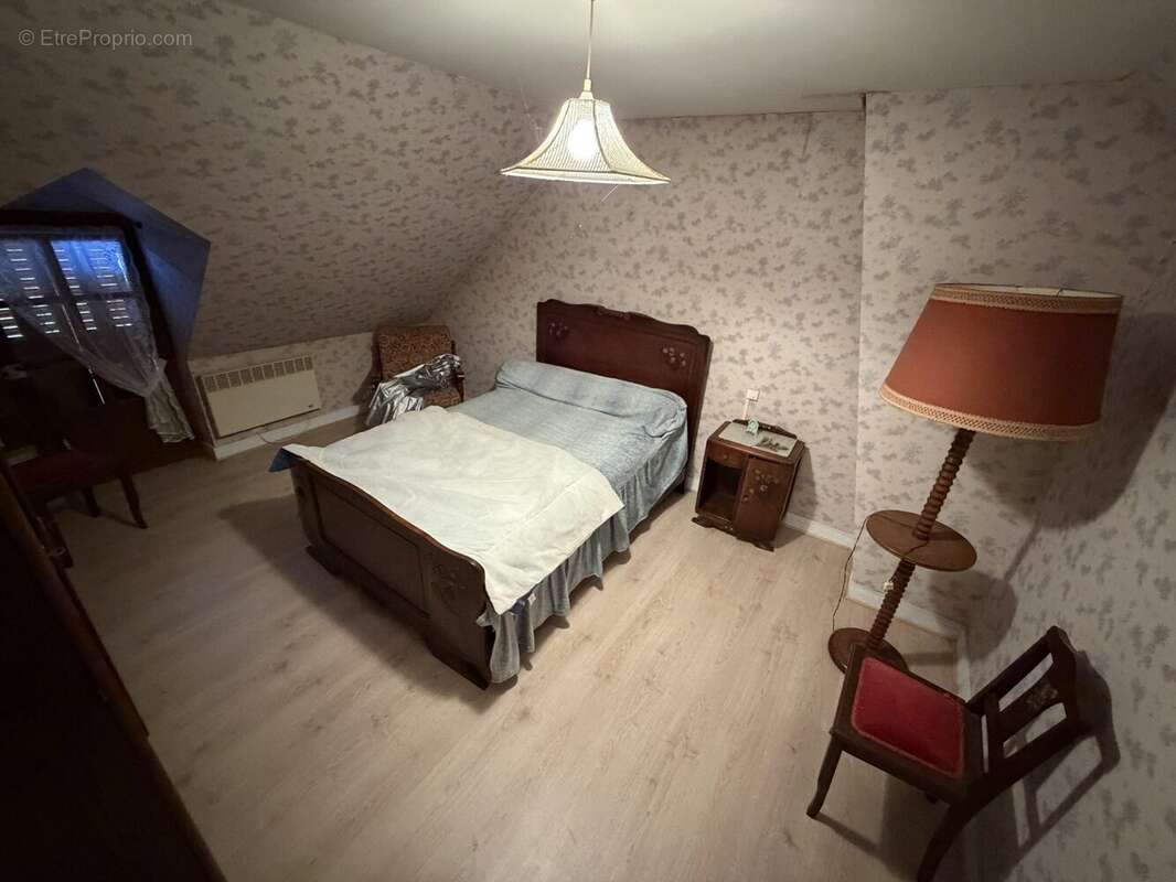 Maison 91 m² à Santranges  - photo 7
