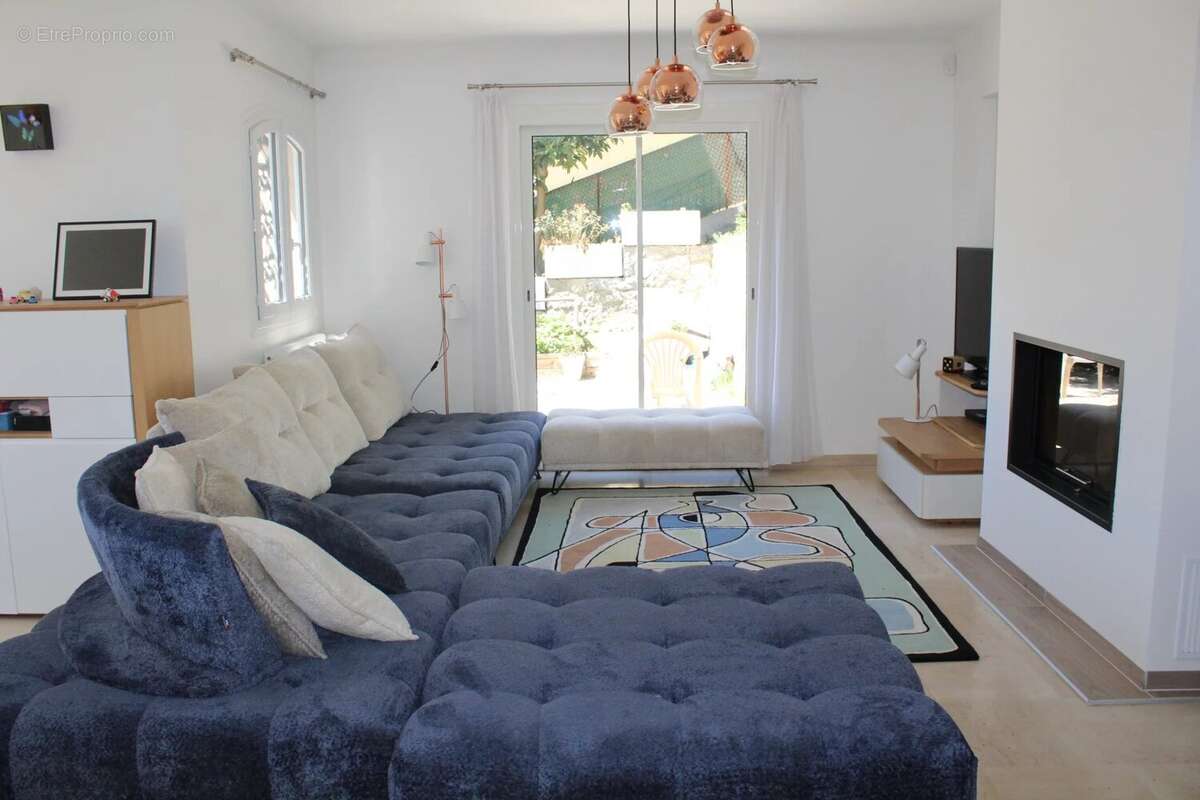 GRASSE, Belle Villa 5 P, position dominante - photo 8