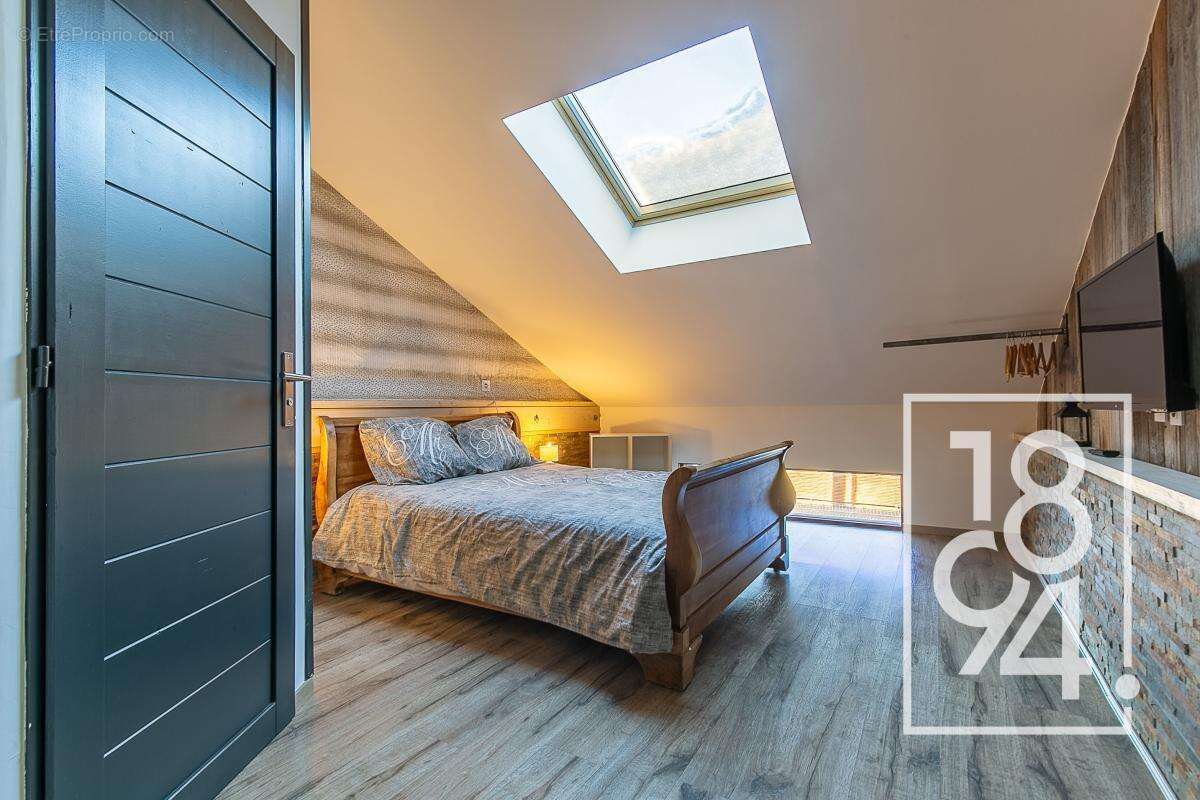 2 Maisons T8 à vendre Uvernet Fours 04 (04400)  235.47 m²  Terrasses, Jardins  - photo 13