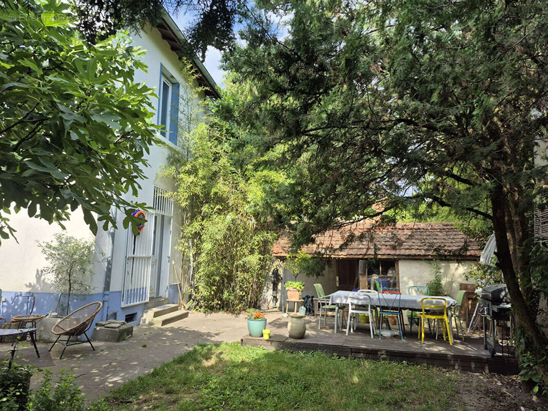 Maison 126m² à villeurbanne - photo 10