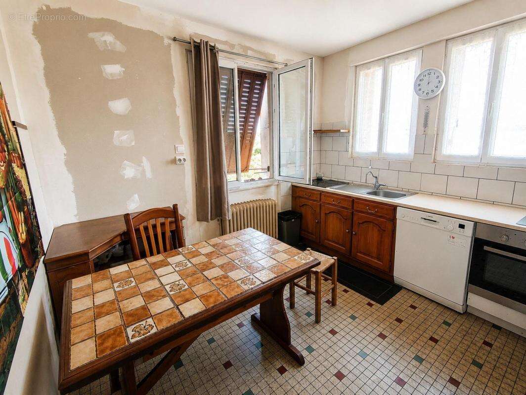 Maison de campagne à fort potentiel - photo 4