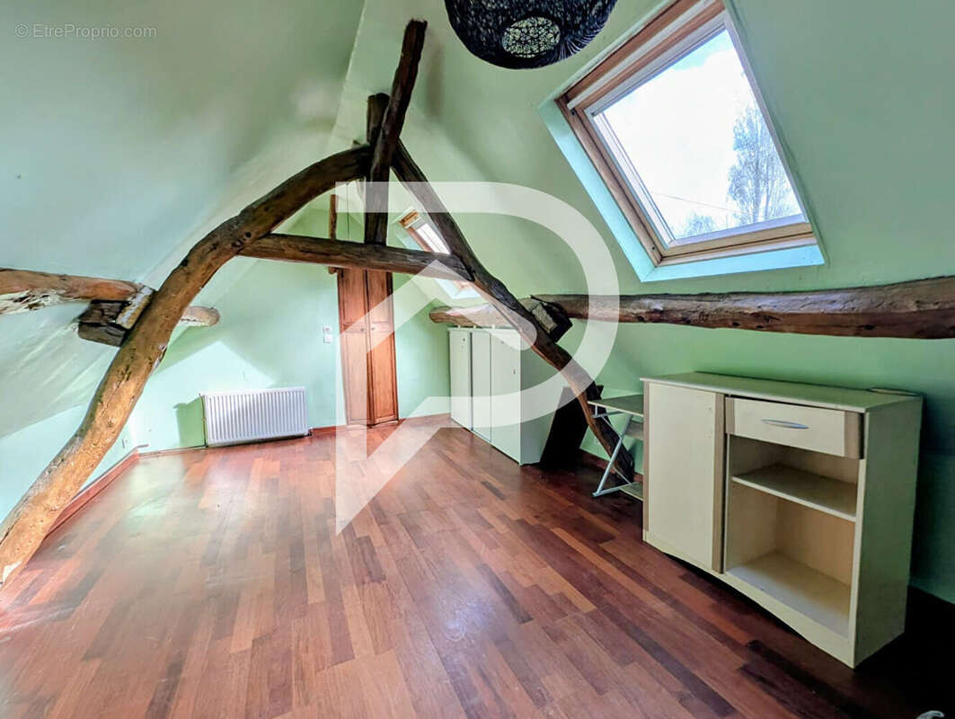 Maison à SAINT-SULPICE