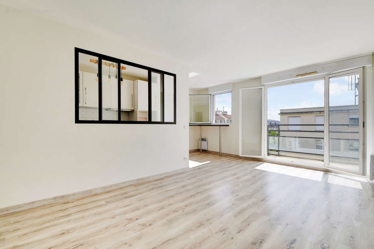 Appartement 3 pièces avec balcon filant exposé sud/ouest - photo 2
