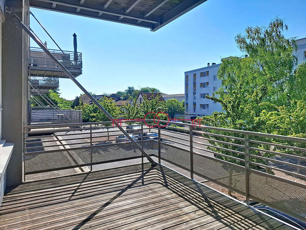 Appartement Chalons En Champagne 5 pièce(s) 97.3 m2 - photo 3