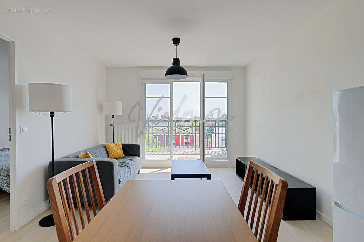 Appartement à LE BLANC-MESNIL