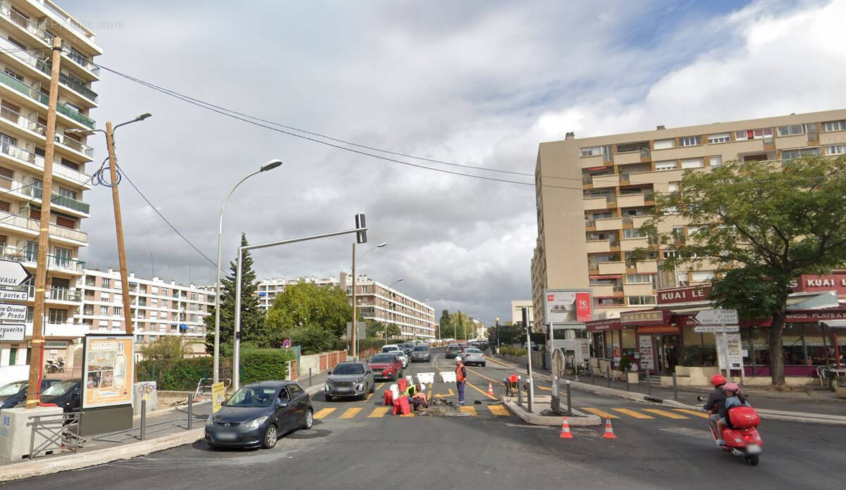 Parking à MARSEILLE-9E