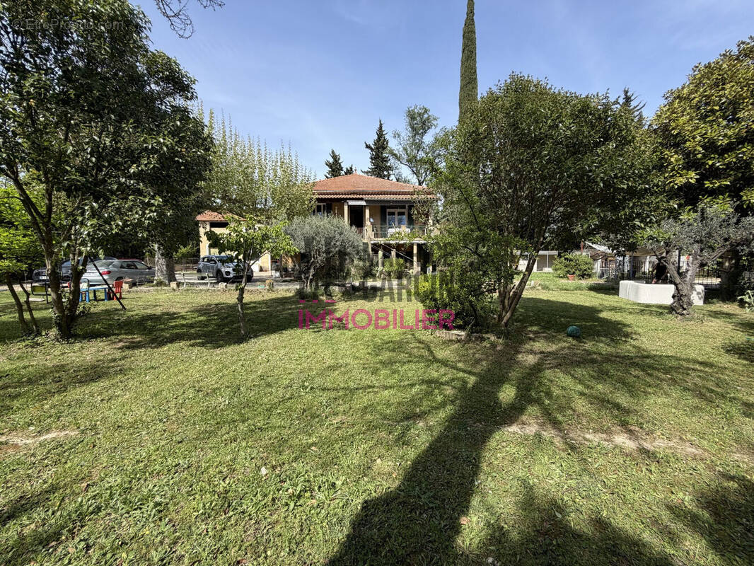 Maison à SARRIANS